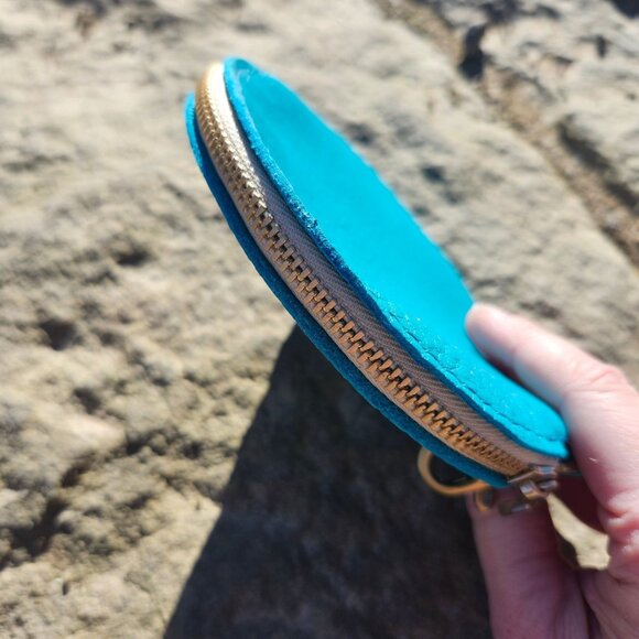 Portland Leather Gordita Pouch Seafoam Blue Brass Hardware 5x5 Round New - Picture 6 of 6